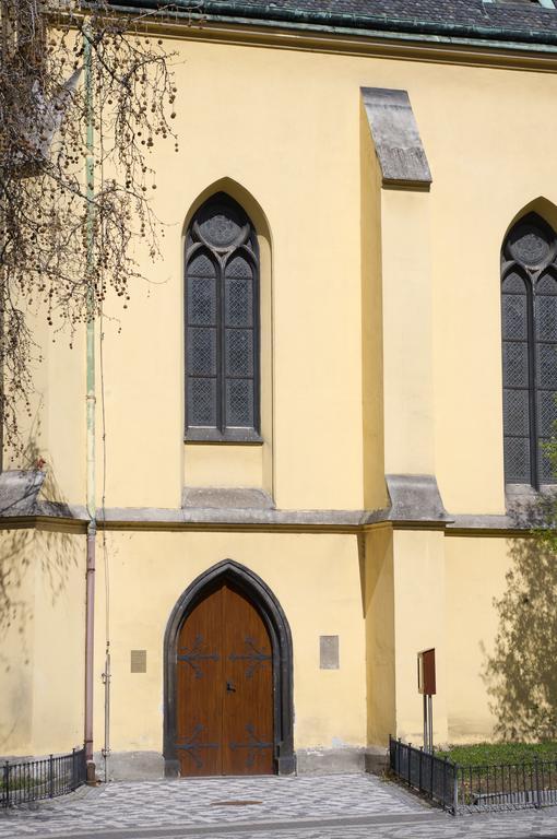 Apartments With 2 Bathrooms- 5 Minutes From Old Town - 102 M2 Praha Exteriér fotografie