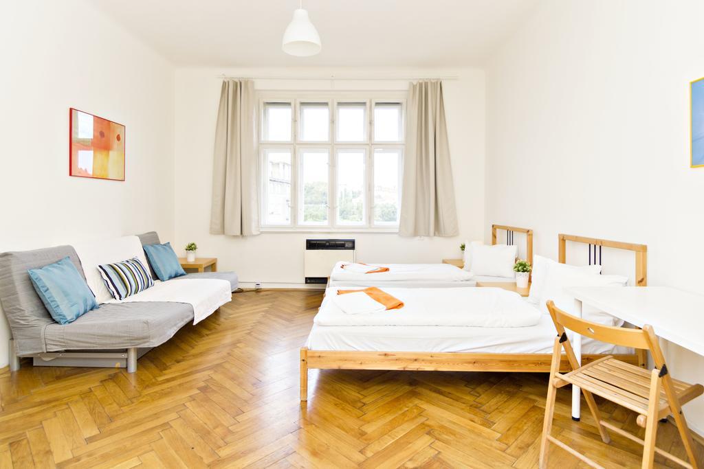 Apartments With 2 Bathrooms- 5 Minutes From Old Town - 102 M2 Praha Exteriér fotografie