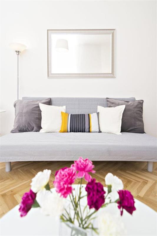 Apartments With 2 Bathrooms- 5 Minutes From Old Town - 102 M2 Praha Exteriér fotografie