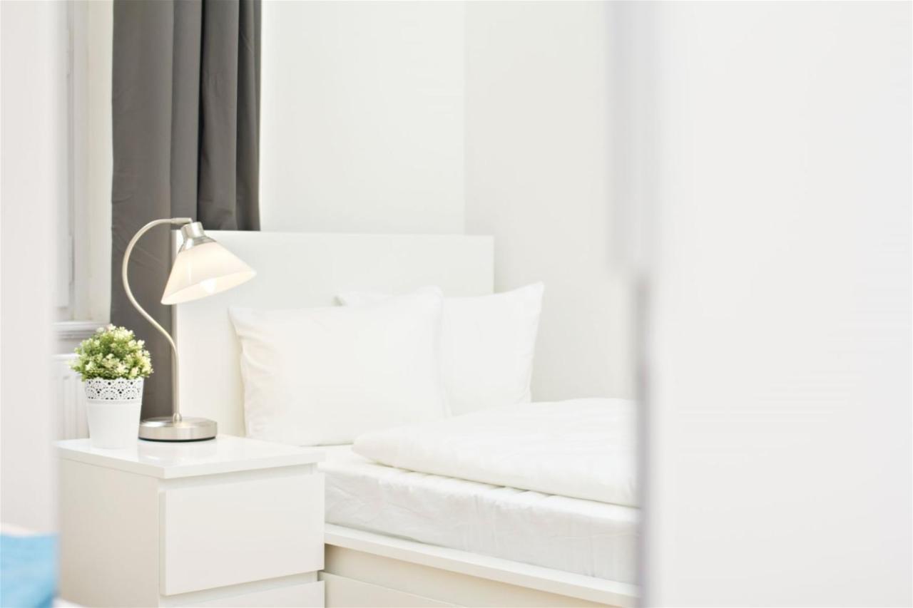 Apartments With 2 Bathrooms- 5 Minutes From Old Town - 102 M2 Praha Exteriér fotografie