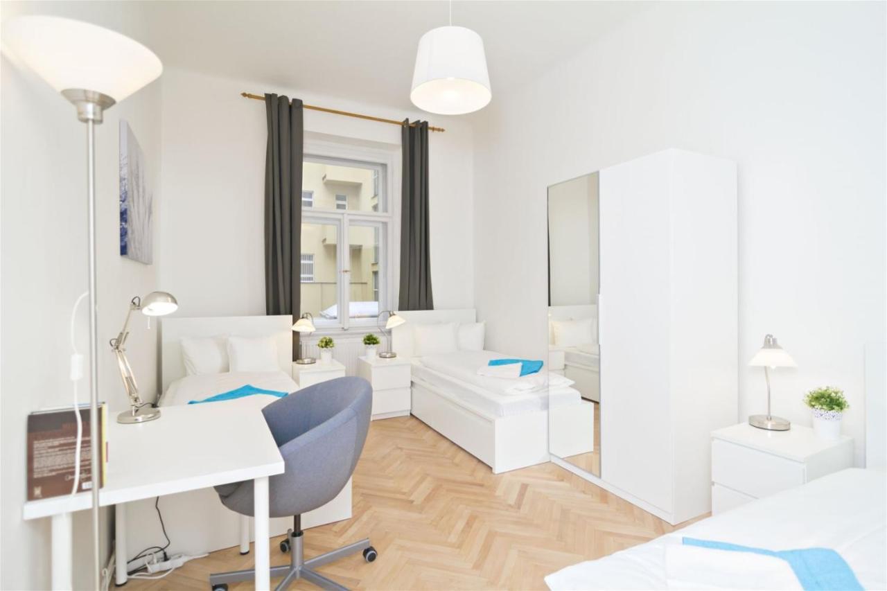 Apartments With 2 Bathrooms- 5 Minutes From Old Town - 102 M2 Praha Exteriér fotografie