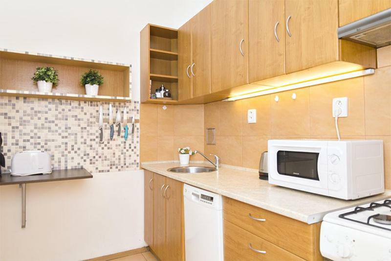 Apartments With 2 Bathrooms- 5 Minutes From Old Town - 102 M2 Praha Exteriér fotografie