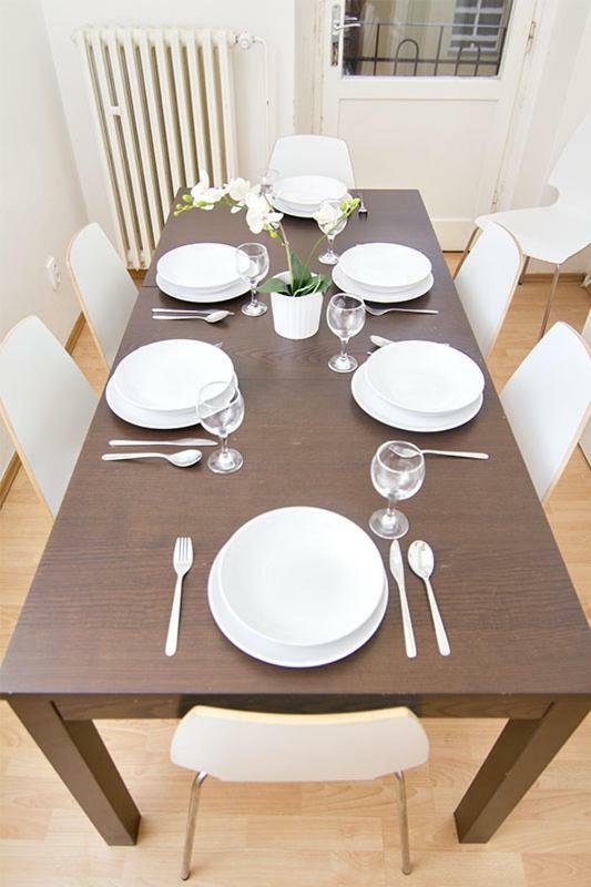 Apartments With 2 Bathrooms- 5 Minutes From Old Town - 102 M2 Praha Exteriér fotografie