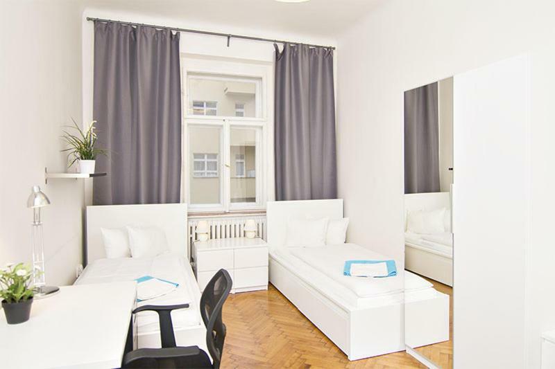 Apartments With 2 Bathrooms- 5 Minutes From Old Town - 102 M2 Praha Exteriér fotografie